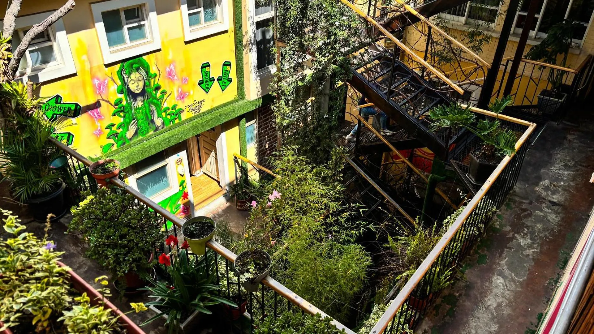 The Secret Garden Hostel Quito